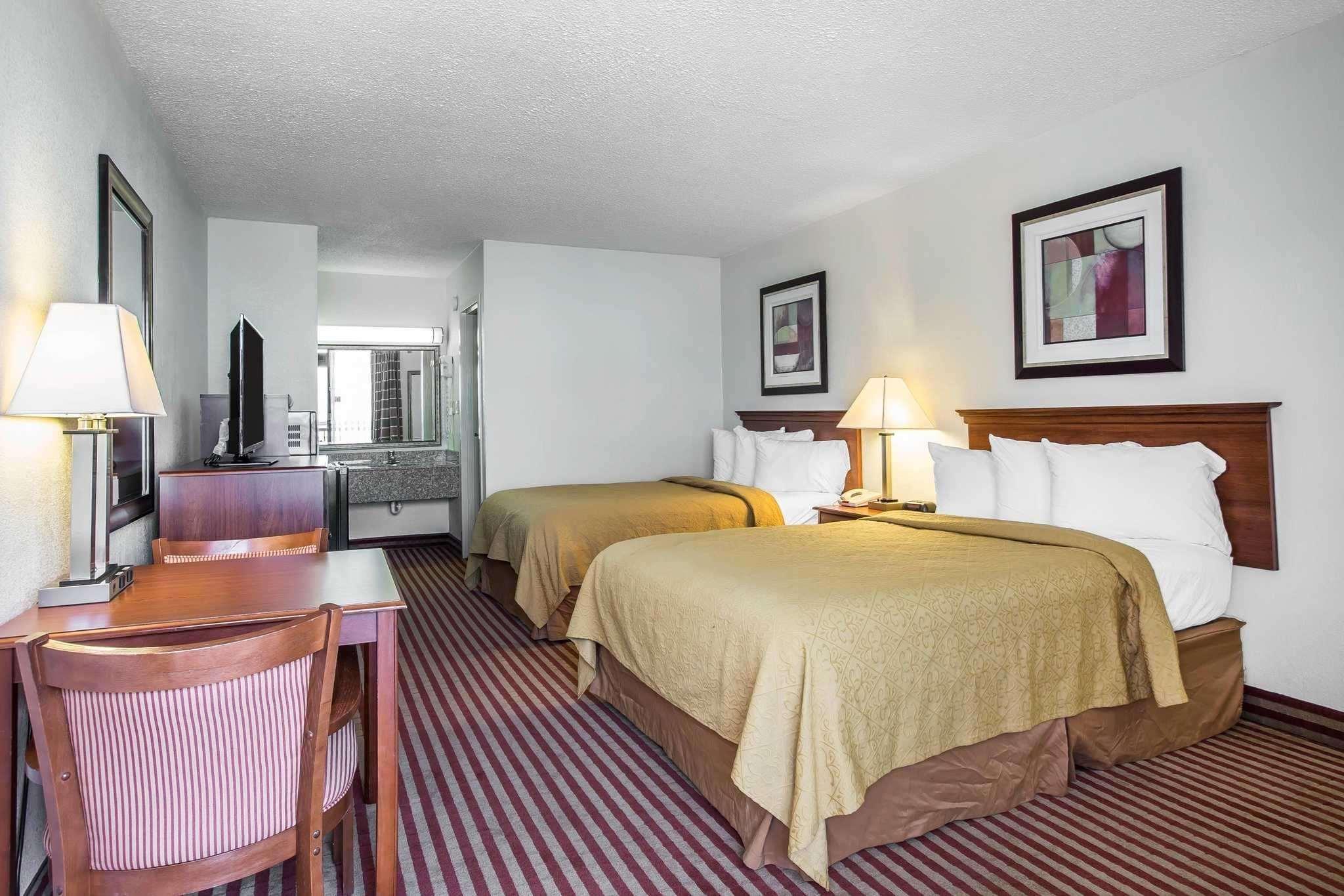 Quality Inn Madison Buitenkant foto